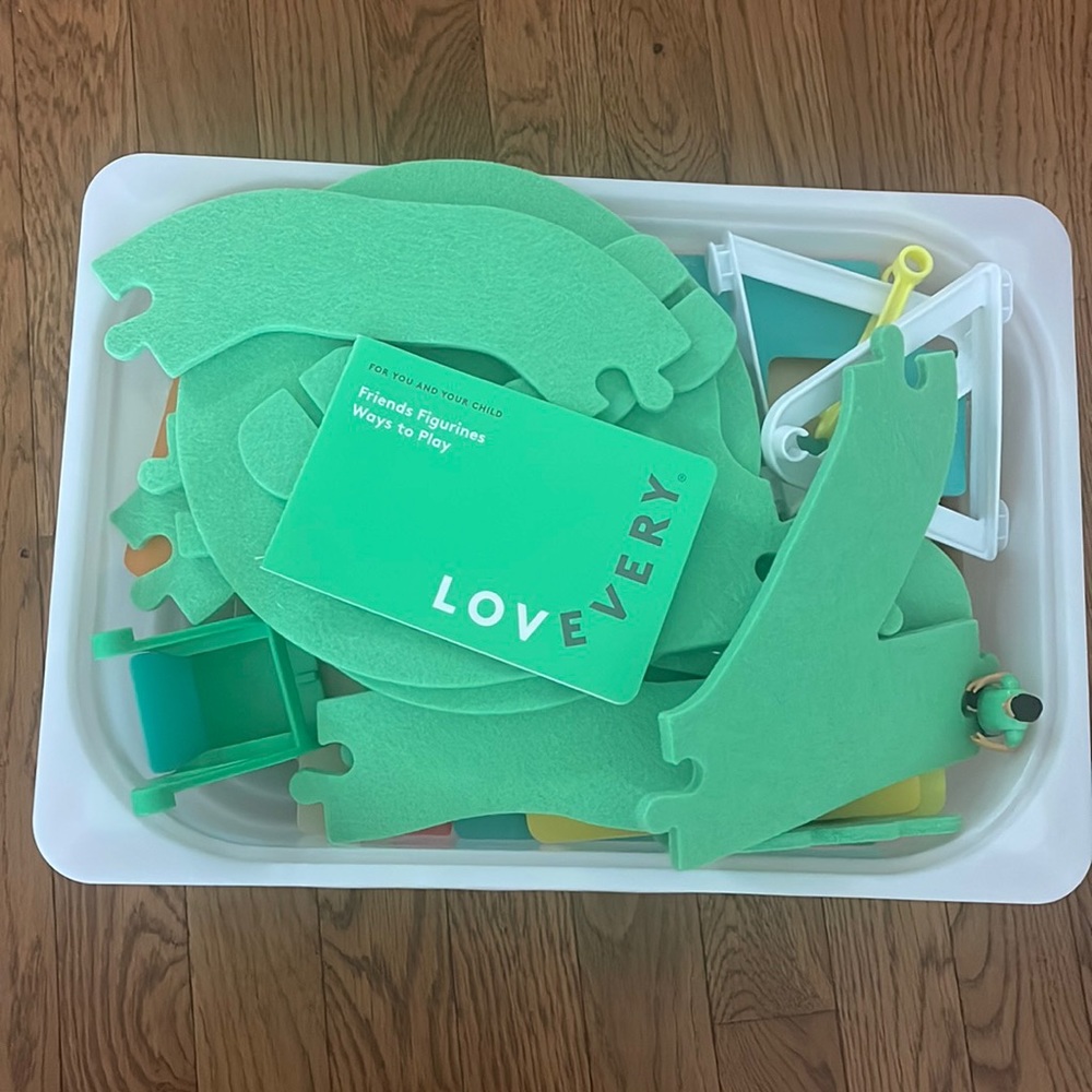Lovevery Friends Figurines Playset